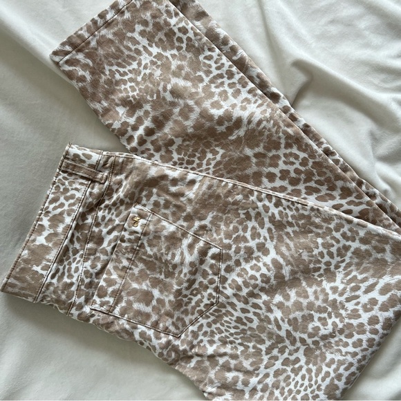 Women’s Calvin Klein cheetah print jeggings - Picture 7 of 7